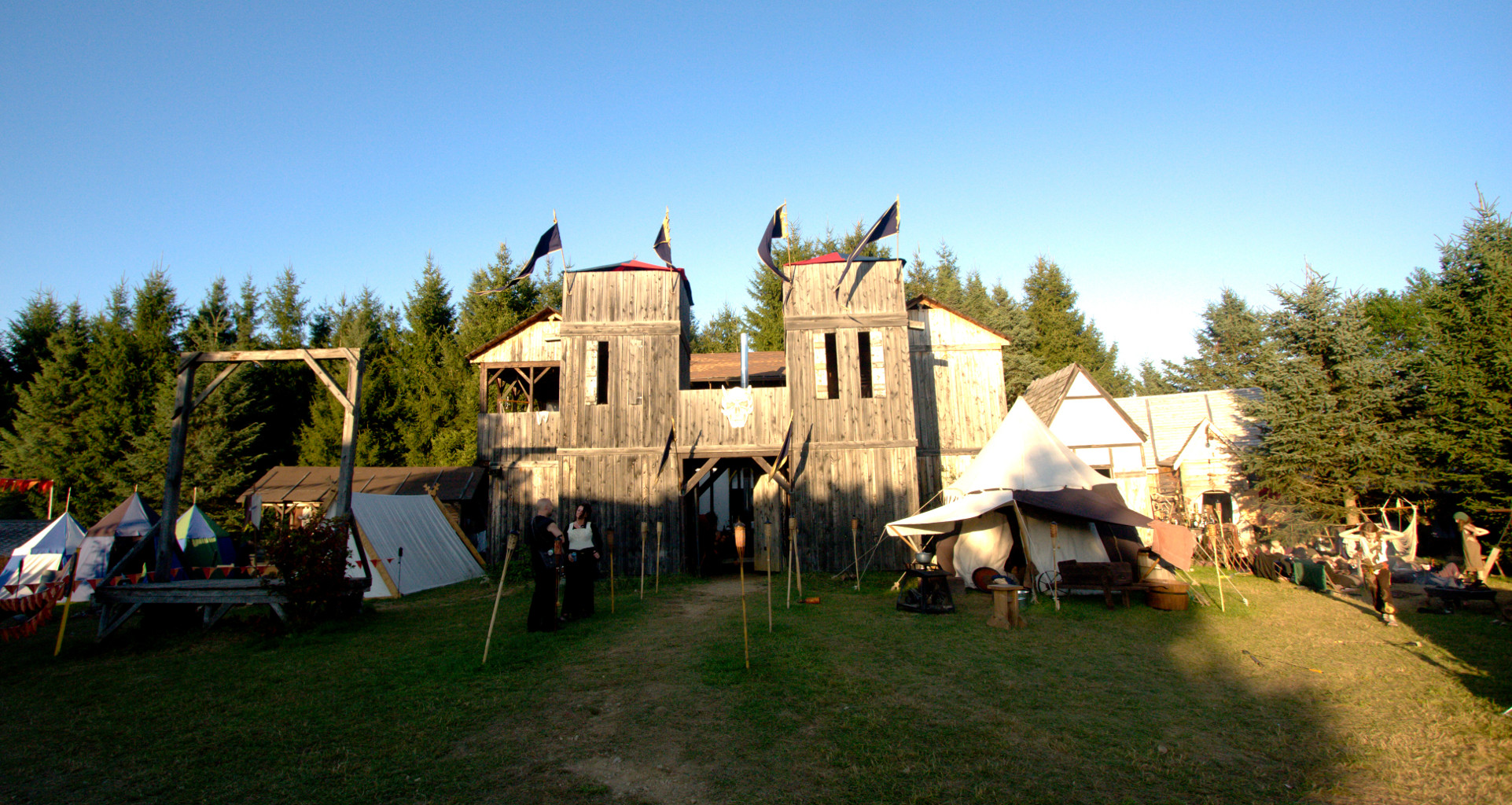 L'Hostel version de l'an 1013